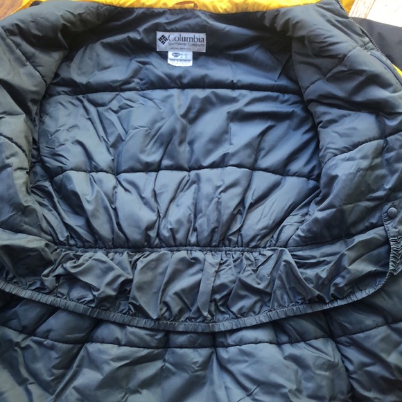Boys Columbia Winter Jacket - Picture 7 of 7